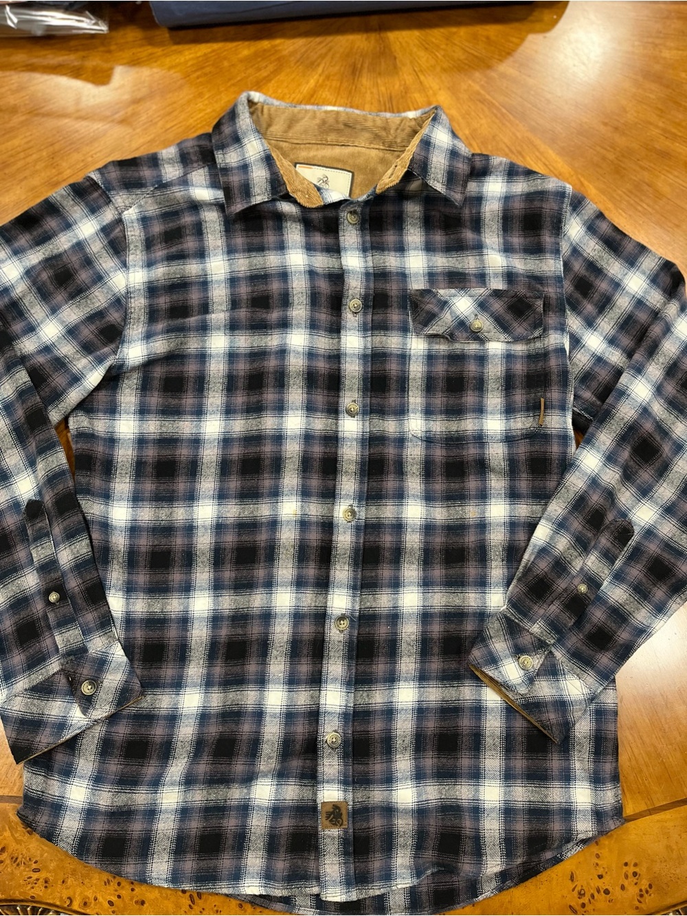 Legendary Whitetails Navy and White Plaid Button-Down Shirt